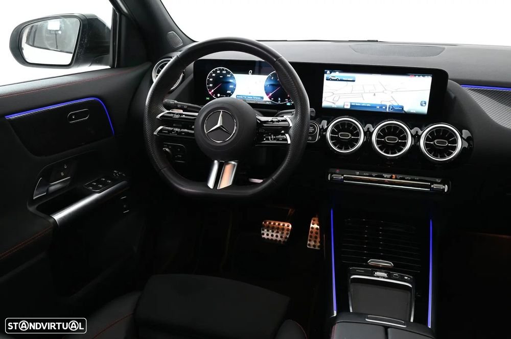 Mercedes-Benz GLA 200 d AMG Line - 12