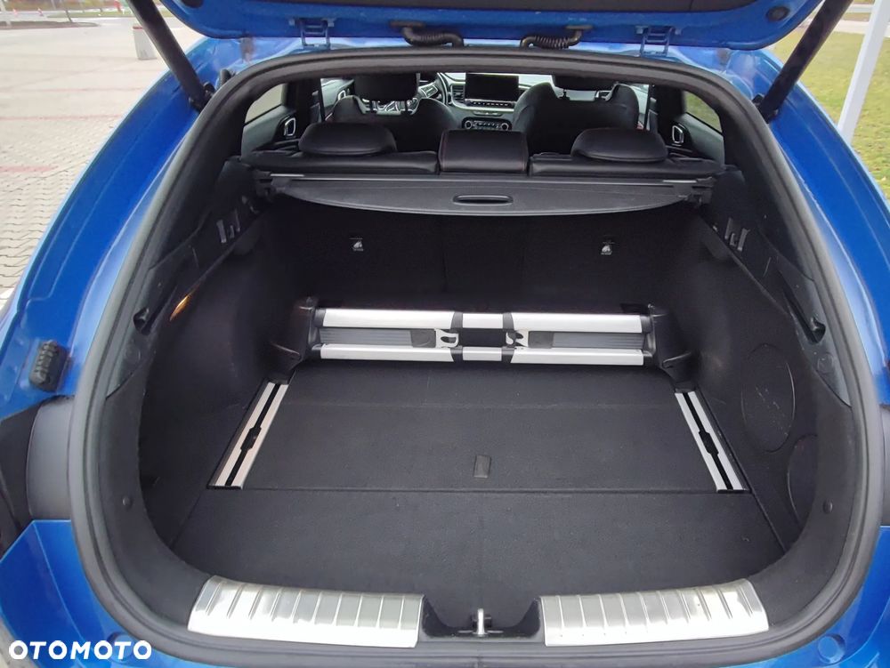 Kia ProCeed 1.6 T-GDI GT DCT - 38