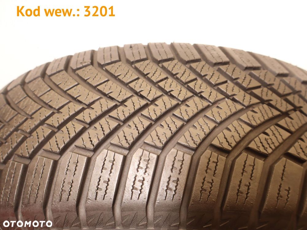 Yokohama BluEarth Winter V906 - 215/60 R17 - 8
