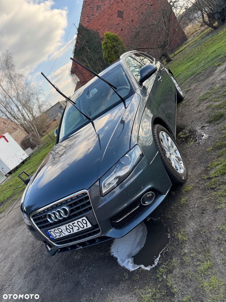 Audi A4 Avant 2.0 TDI DPF - 2