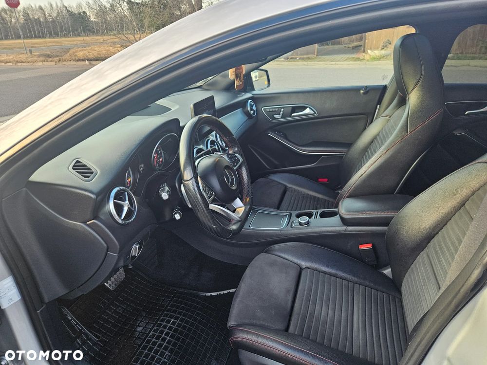 Mercedes-Benz CLA 220 (CDI) d 7G-DCT AMG Line - 21