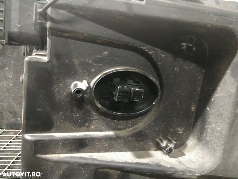 Far Stanga BMW X5 F15 2013 - 2018 SUV 4 Usi (1268) Xenon - 6