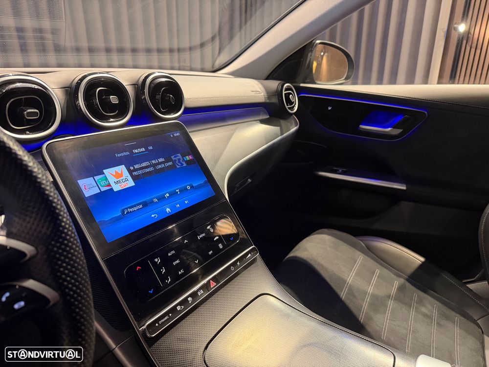 Mercedes-Benz C 300 e T 9G-TRONIC AMG Line - 20