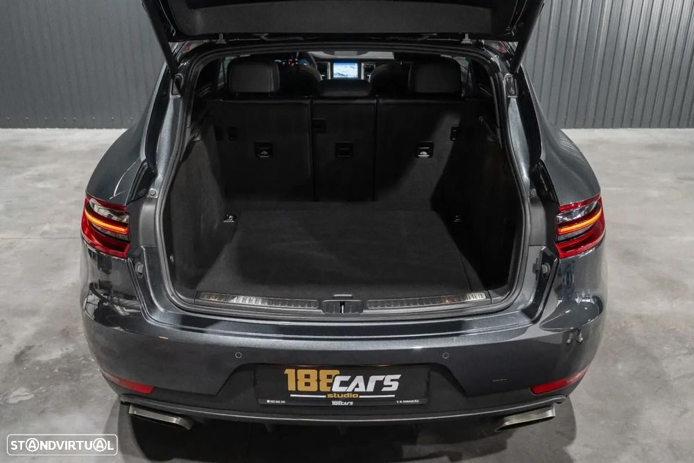 Porsche Macan - 53
