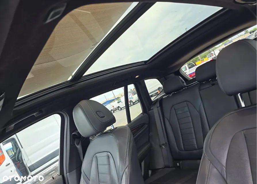 BMW X3 xDrive30i GPF Luxury Line - 12