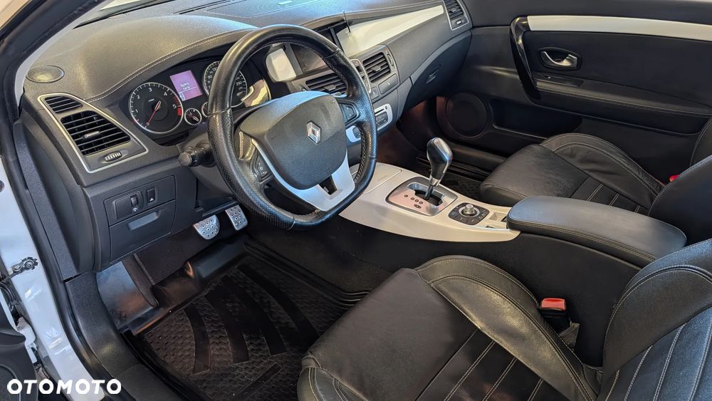 Renault Laguna 2.0 dCi Monaco GP ESM - 8