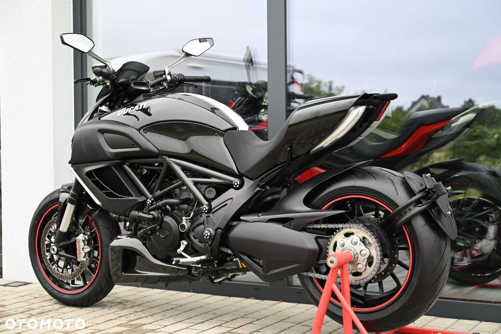 Ducati Diavel - 40