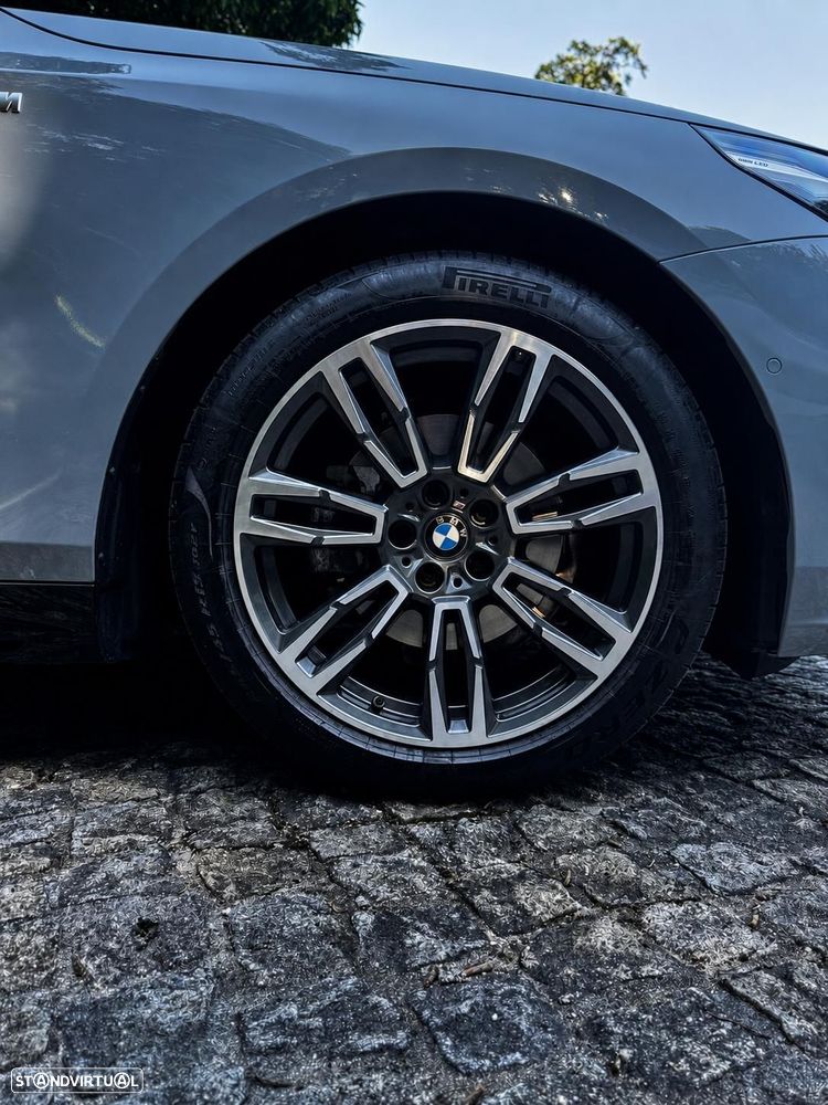 BMW 520 d Pack Desportivo M Pro - 13