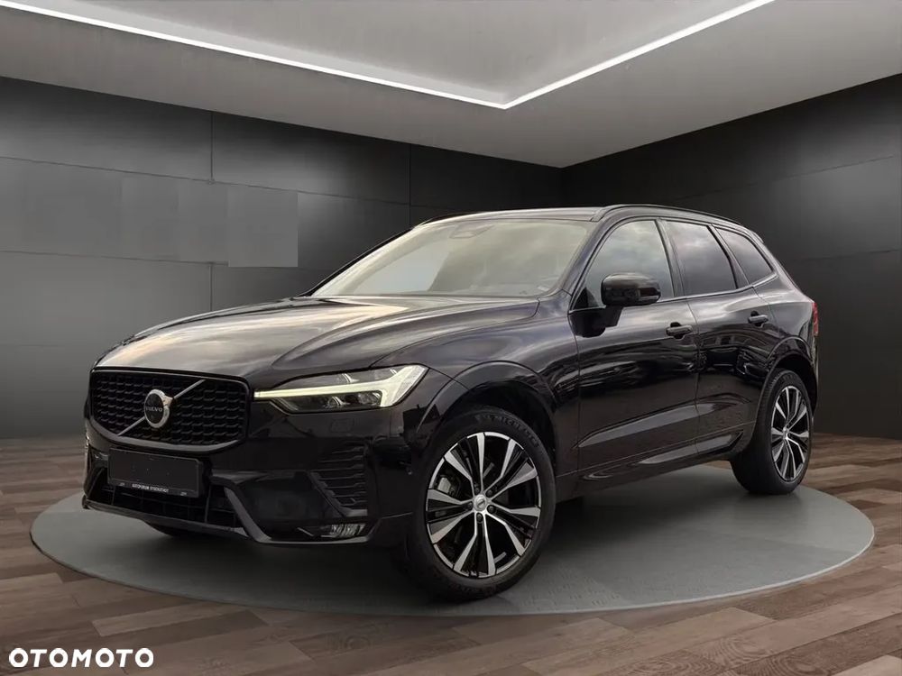 Volvo XC 60 B5 D AWD Plus Dark - 1