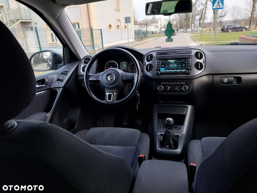 Volkswagen Tiguan - 5
