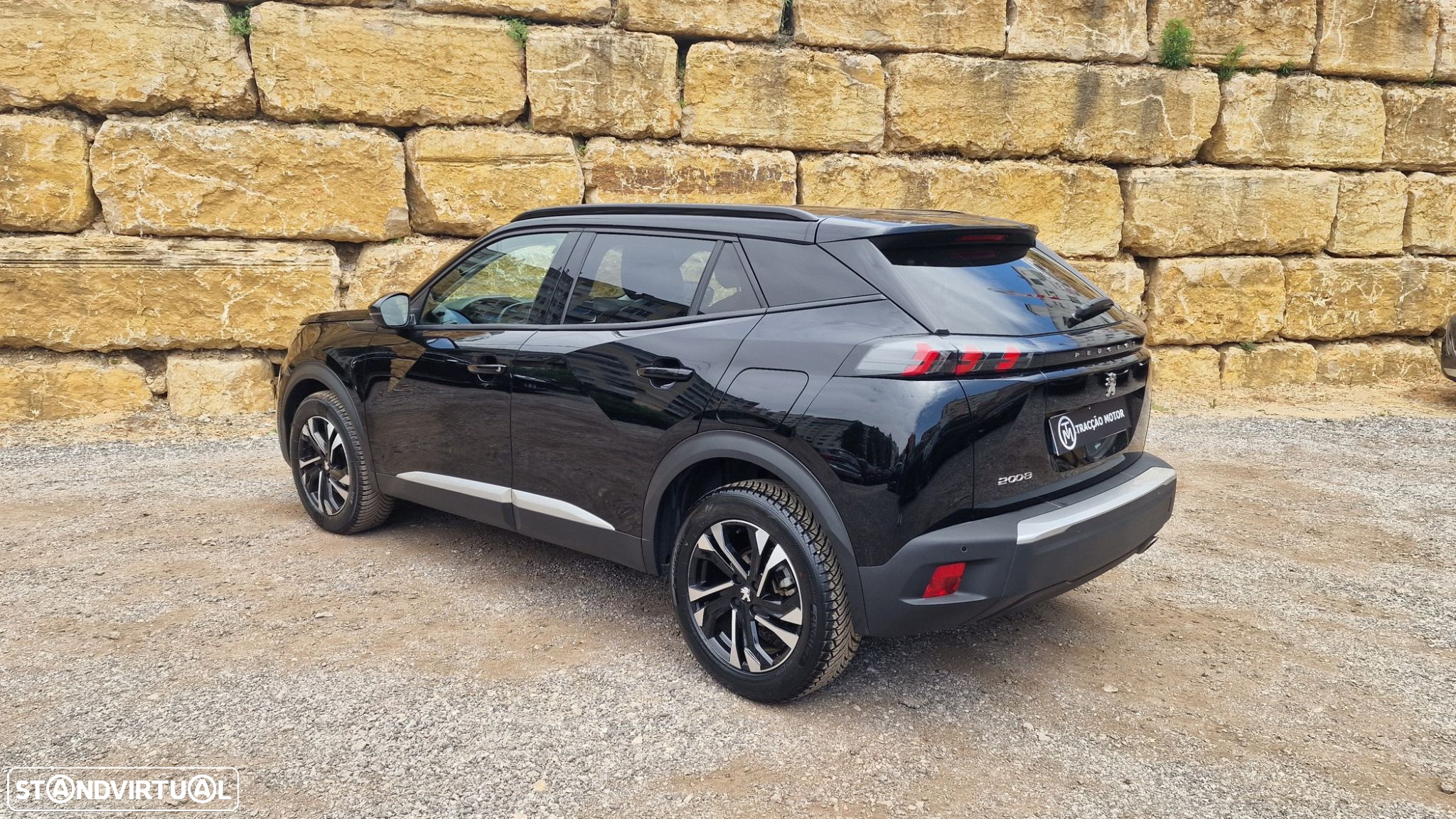 Peugeot 2008 1.5 BlueHDi Allure EAT8 - 9