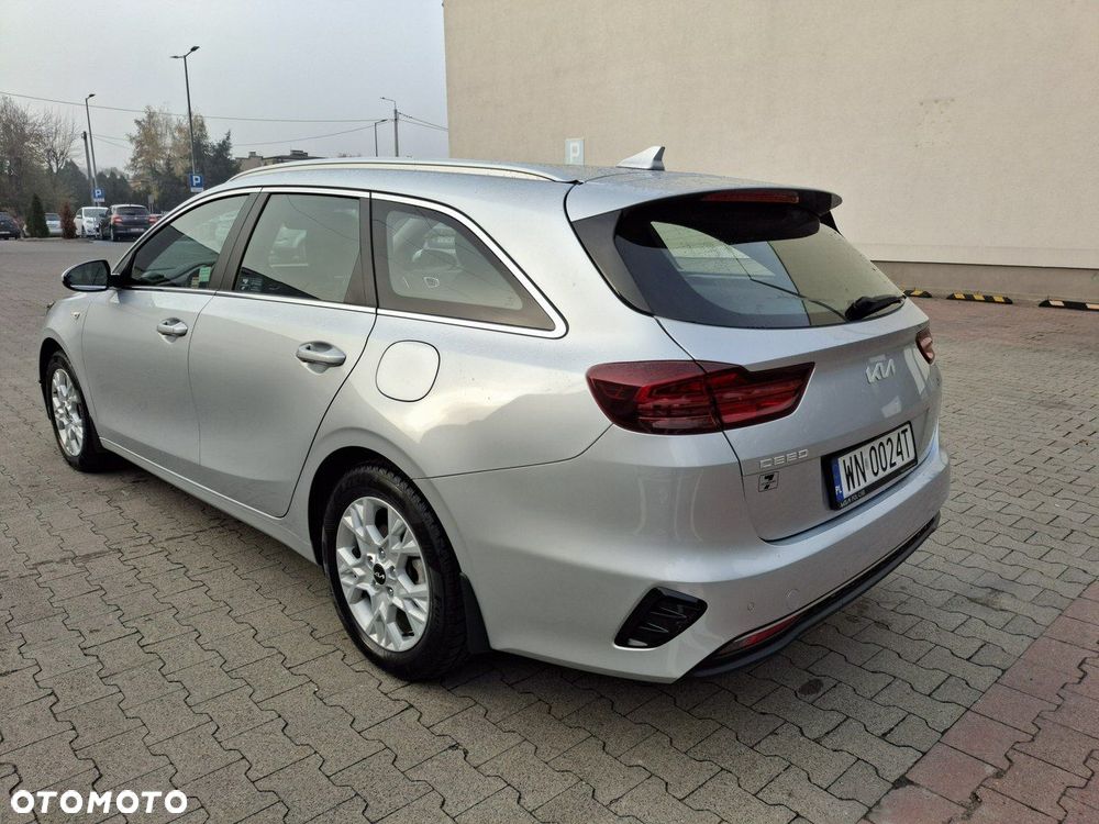 Kia Ceed 1.5 T-GDI M DCT - 9