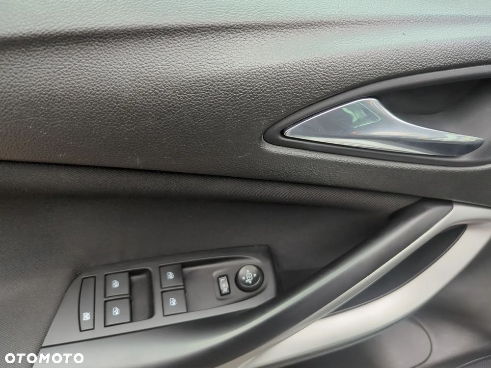Opel Astra V 1.2 T 2020 S&S - 23