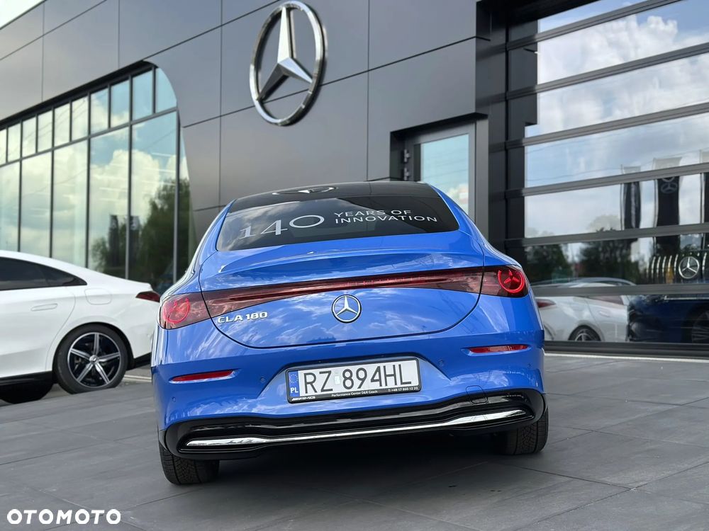 Mercedes-Benz CLA - 8