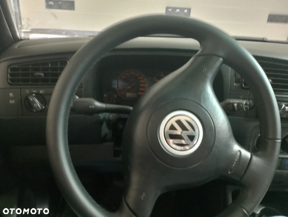Volkswagen Golf 2.0 Syncro Comfortline - 14