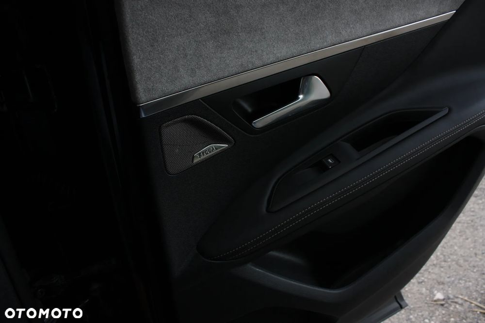 Peugeot 3008 Hybrid4 300 e-EAT8 GT - 16