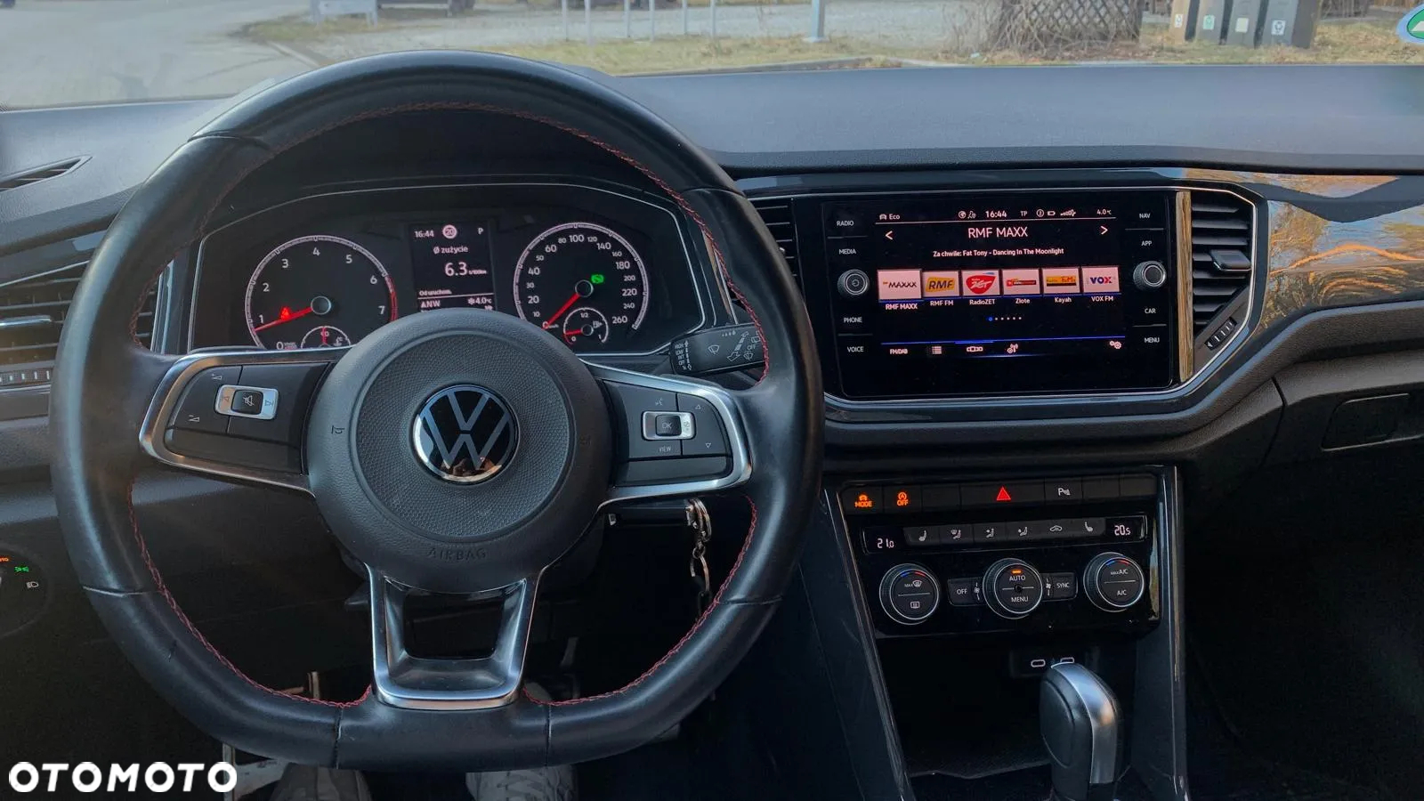 Volkswagen T-Roc 1.5 TSI ACT OPF DSG Sport - 6