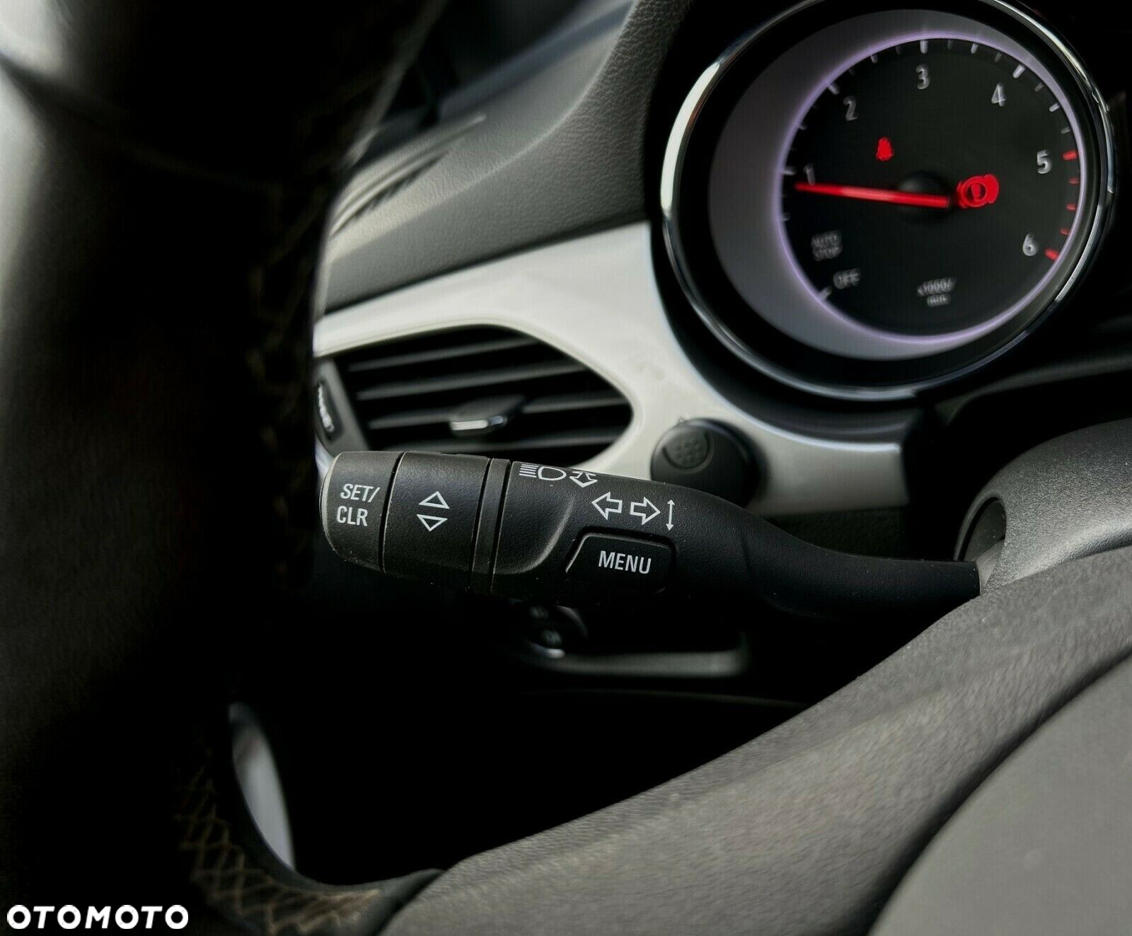 Opel Astra V 1.5 CDTI GS Line S&S - 23