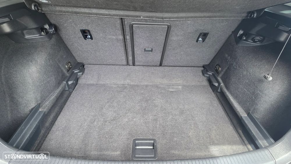 VW Golf 1.6 TDi BlueMotion Confortline - 26