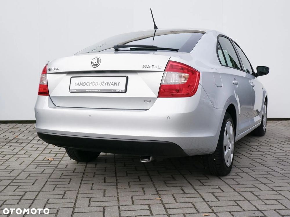 Skoda RAPID 1.2 TSI Ambition - 6