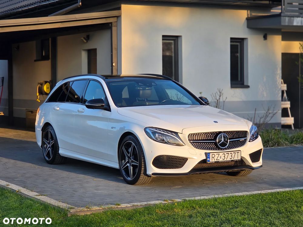 Mercedes-Benz Klasa C AMG 43 4-Matic - 1