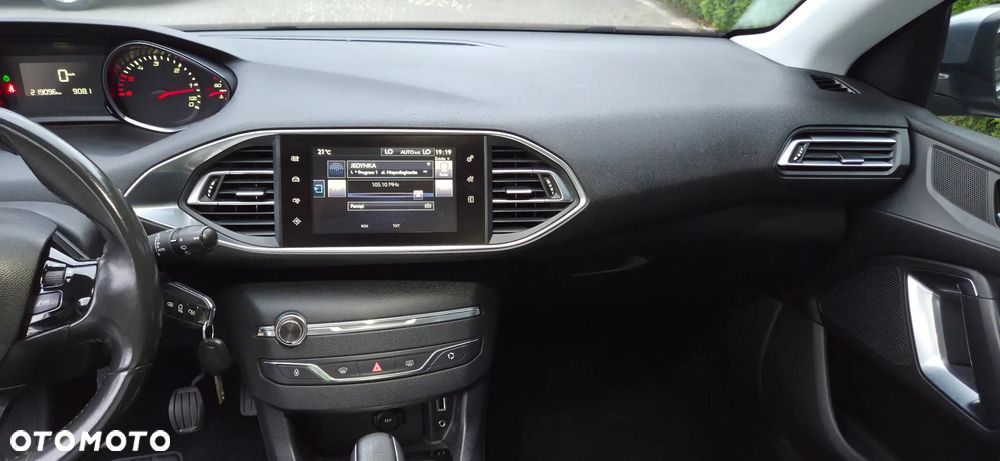 Peugeot 308 1.6 HDi Style - 18