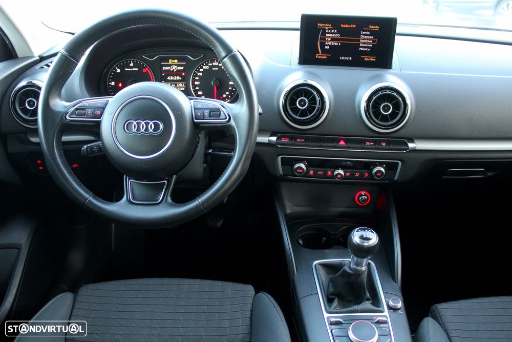 Audi A3 Limousine 1.6 TDI ultra Attraction - 9