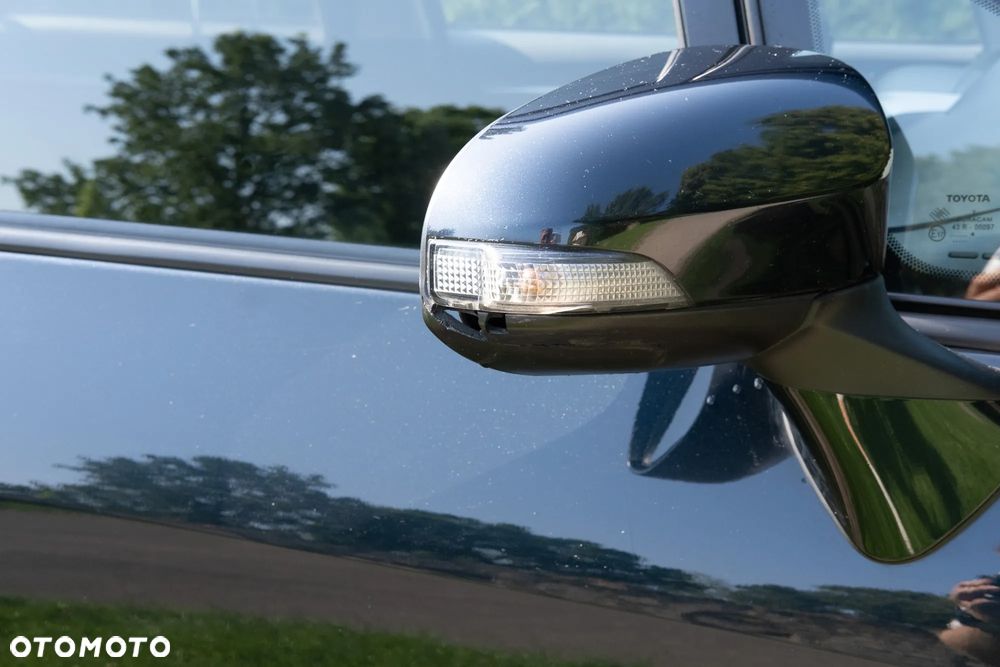 Toyota Verso 1.6 D-4D Premium - 8