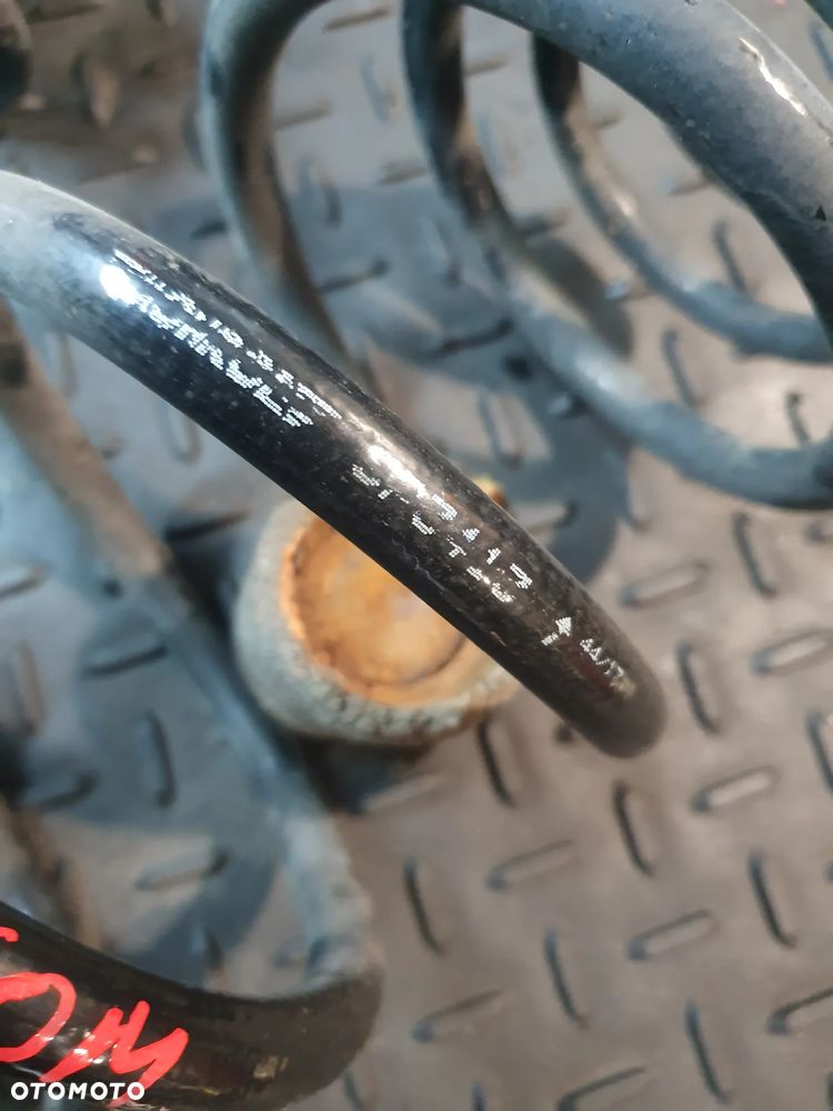 OPEL ASTRA H III SPRĘŻYNY ZAWIESZENIA TYŁ  KOMPLET KOMBI - 4