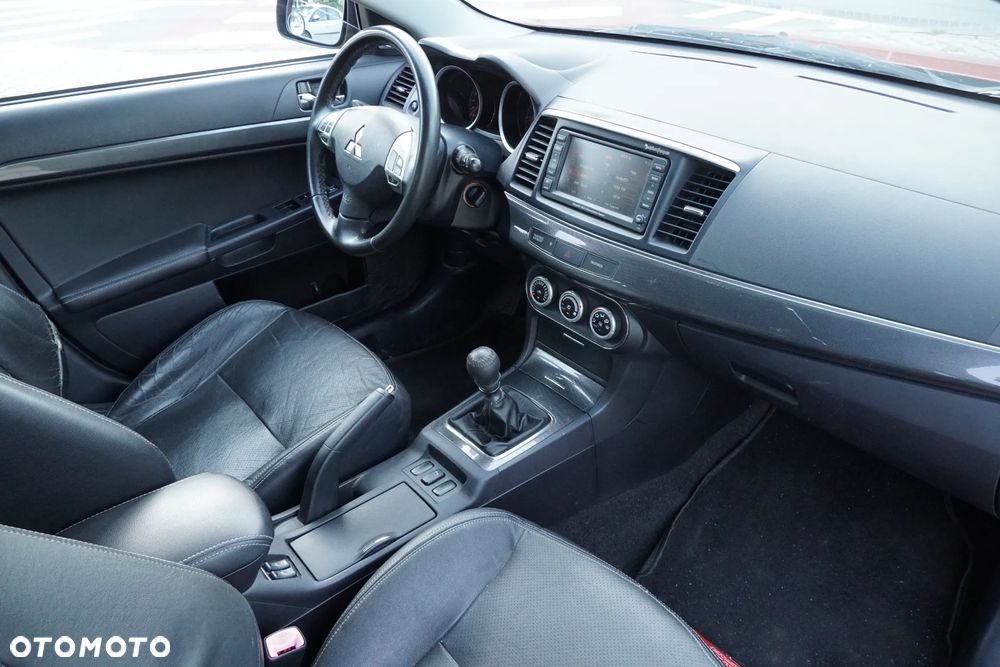 Mitsubishi Lancer 2.0 DID Instyle NAVI - 12