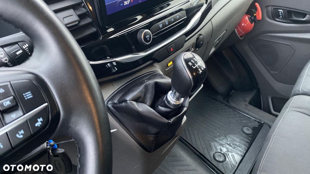 Ford Transit - 18