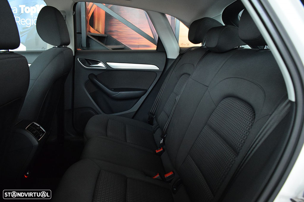 Audi Q3 2.0 TDI Sport - 30