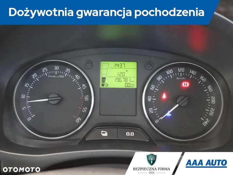 Skoda Fabia - 11