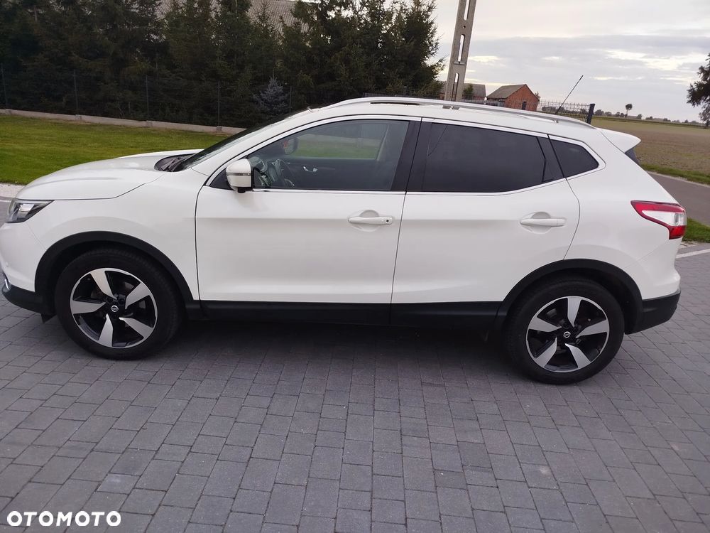 Nissan Qashqai 1.5 dCi Tekna - 6