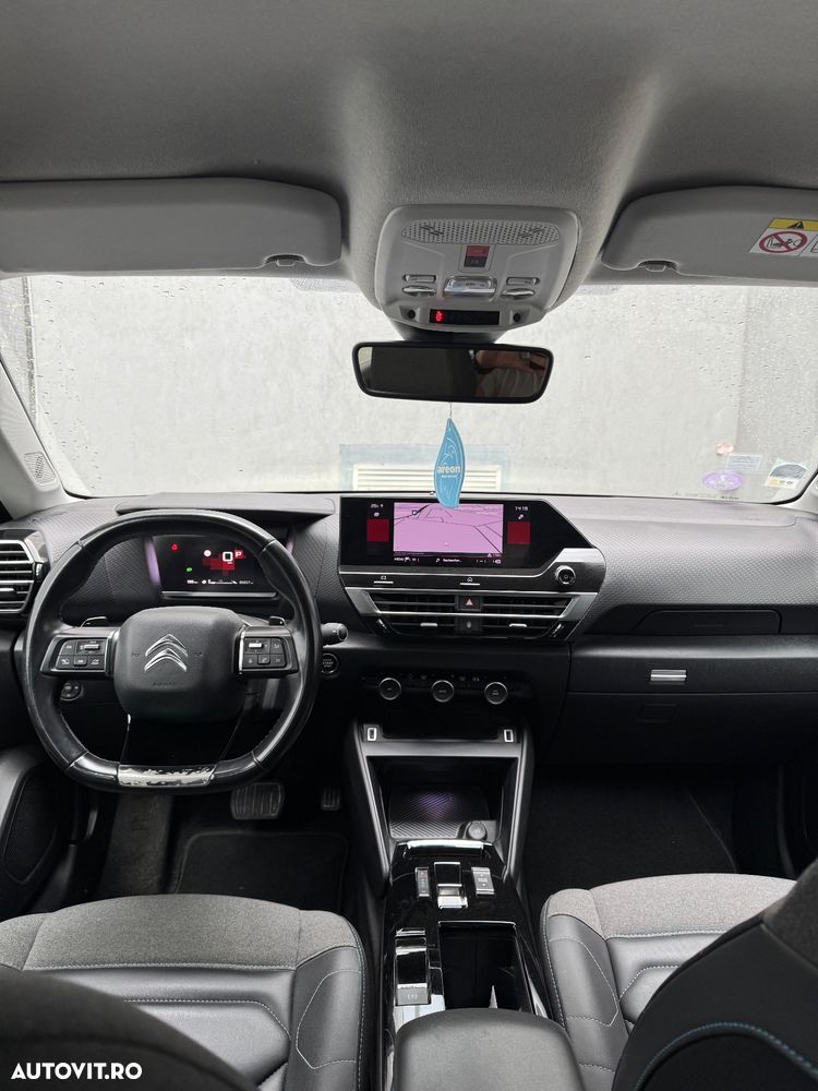Citroën C4 1.2 PureTech S&S EAT8 Shine - 4