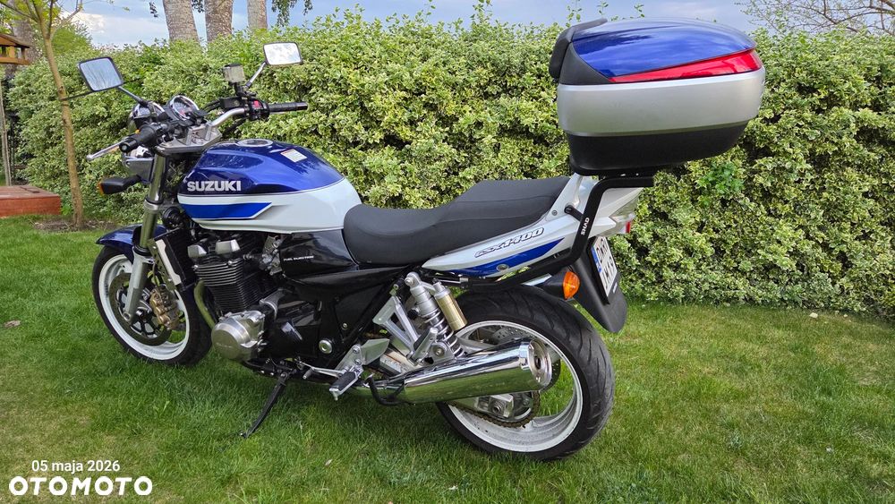 Suzuki GSX - 2