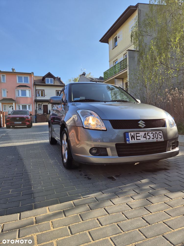 Suzuki Swift 1.3 GLX / Comfort - 1