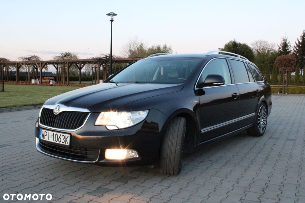 Skoda Superb 2.0 TDI L&K DSG - 2