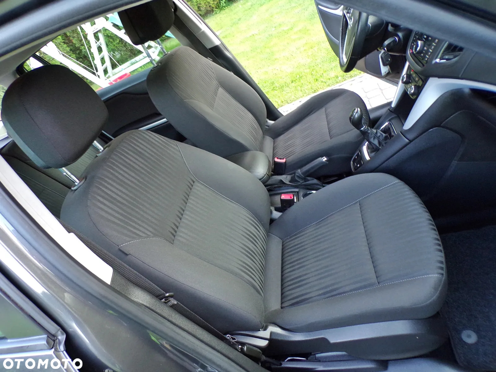 Opel Zafira Tourer 1.4 Turbo Edition - 24