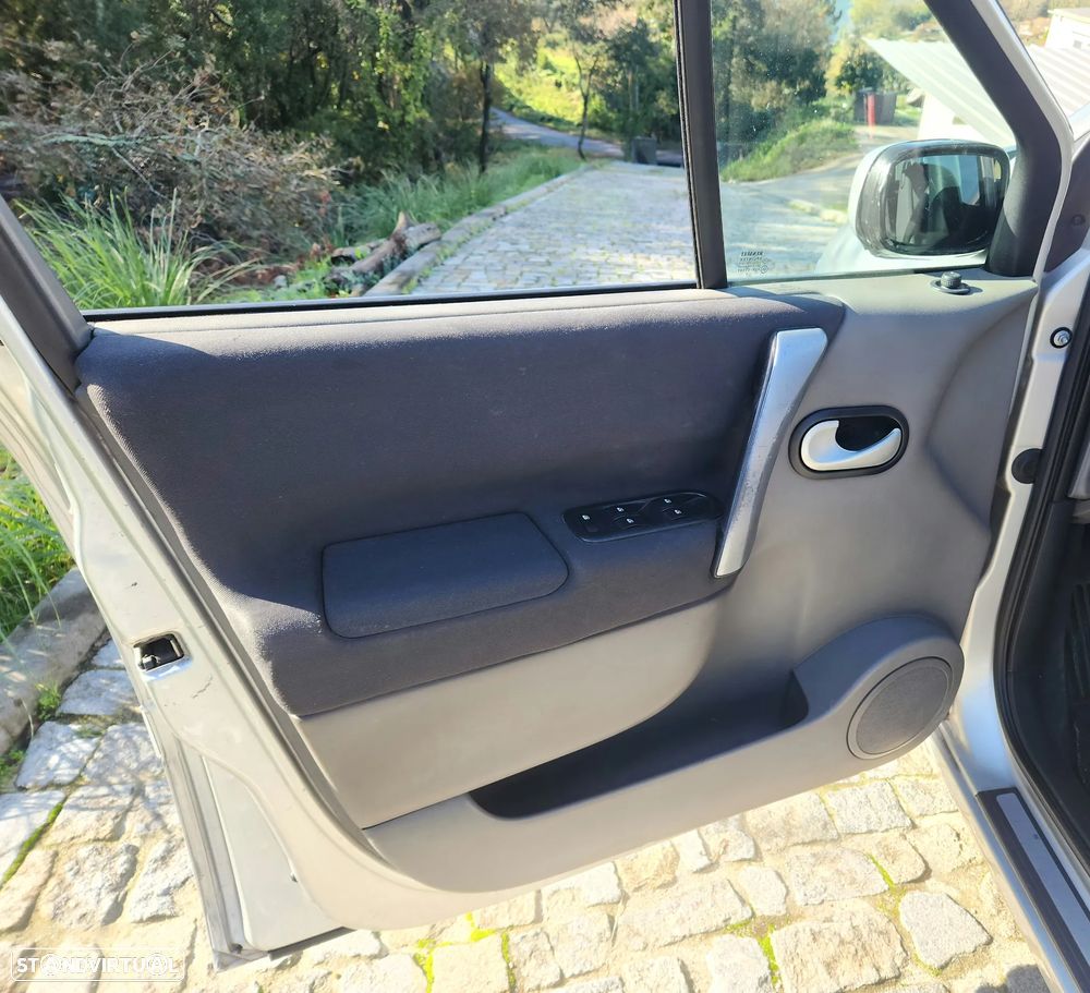 Renault Scénic 1.5 dCi SE Exclusive II - 16