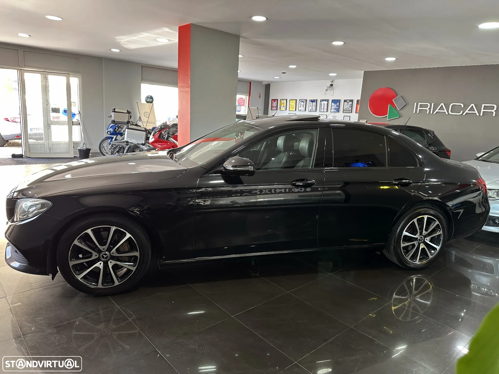 Mercedes-Benz E 220 d AMG Line - 6