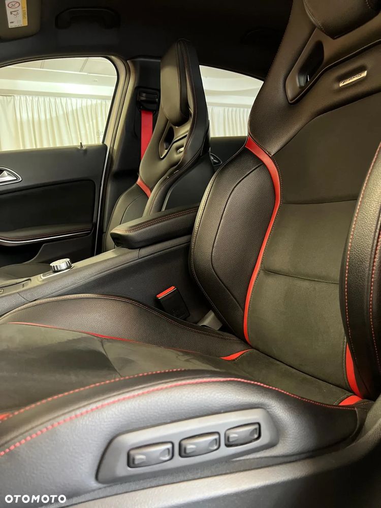 Mercedes-Benz Klasa A 45 AMG 4-Matic - 15