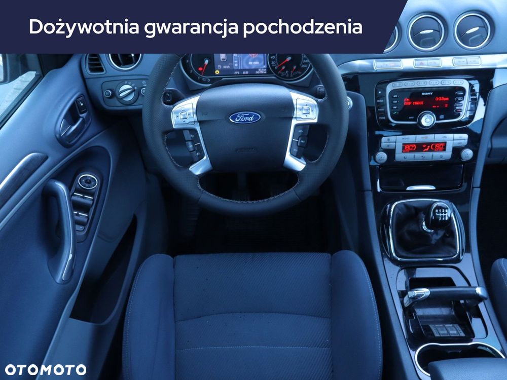 Ford S-Max - 9
