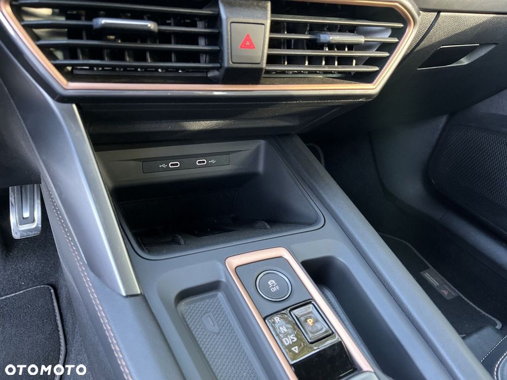 Cupra Formentor 1.5 eTSI mHEV DSG - 31