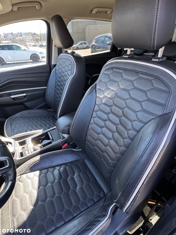 Ford Kuga Vignale 2.0 TDCi AWD - 24
