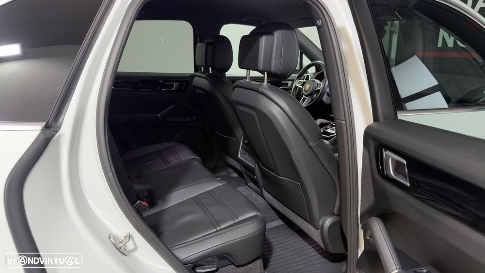 Porsche Cayenne E-Hybrid - 21