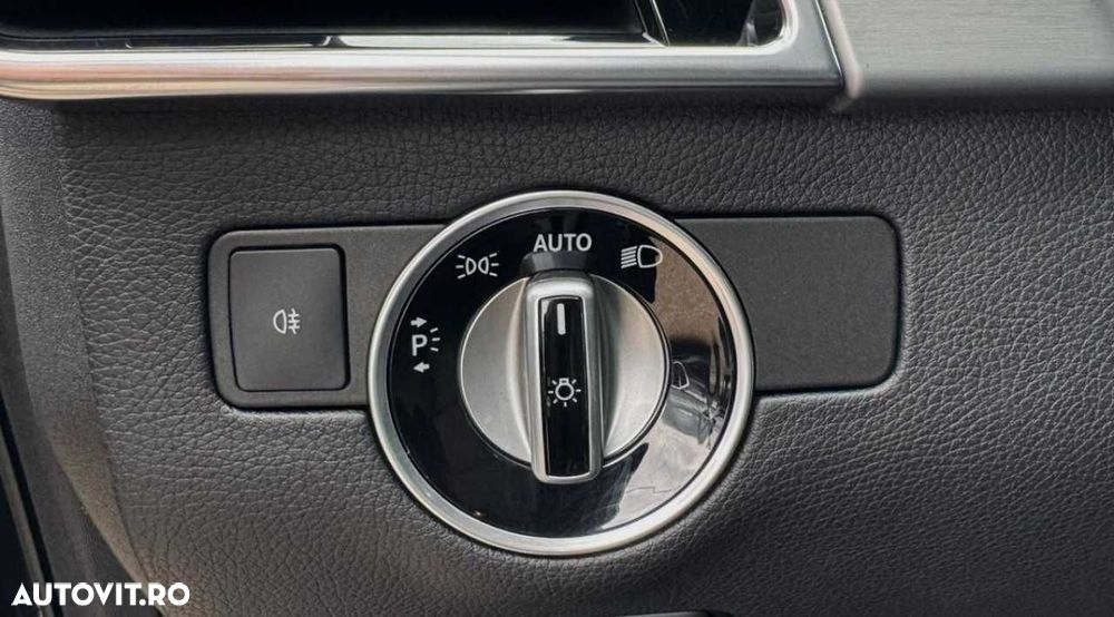 Mercedes-Benz GLE 250 d 4MATIC - 25