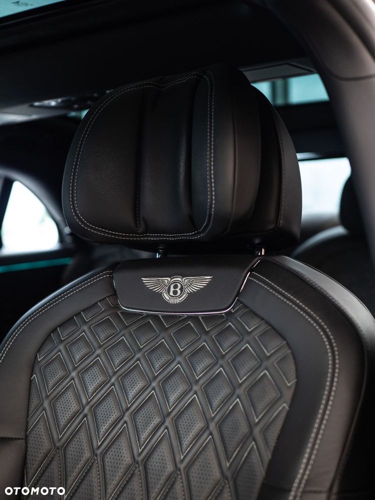 Bentley Flying Spur - 24
