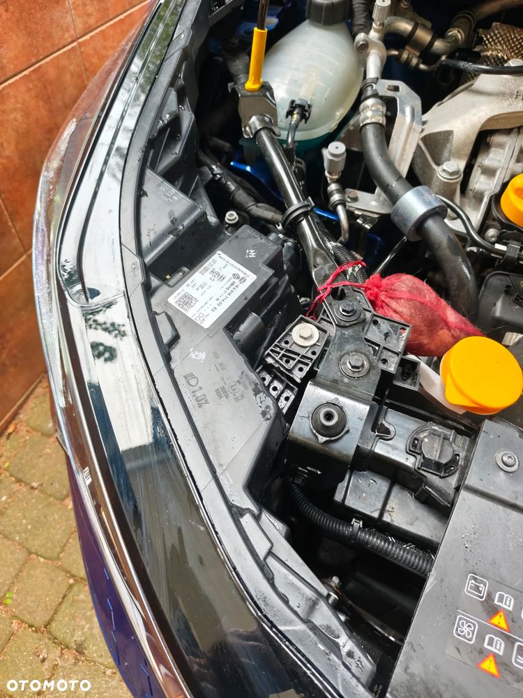 Renault Captur 1.3 TCe mHEV Techno EDC - 33