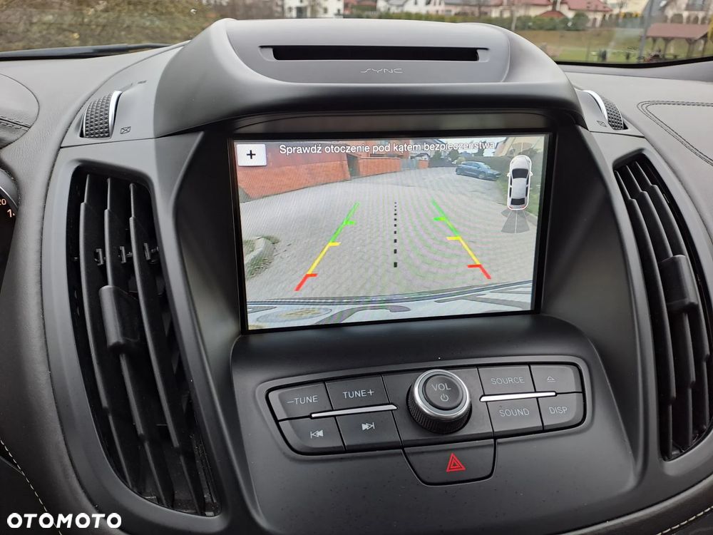 Ford Kuga 2.0 TDCi 4x4 Vignale - 23